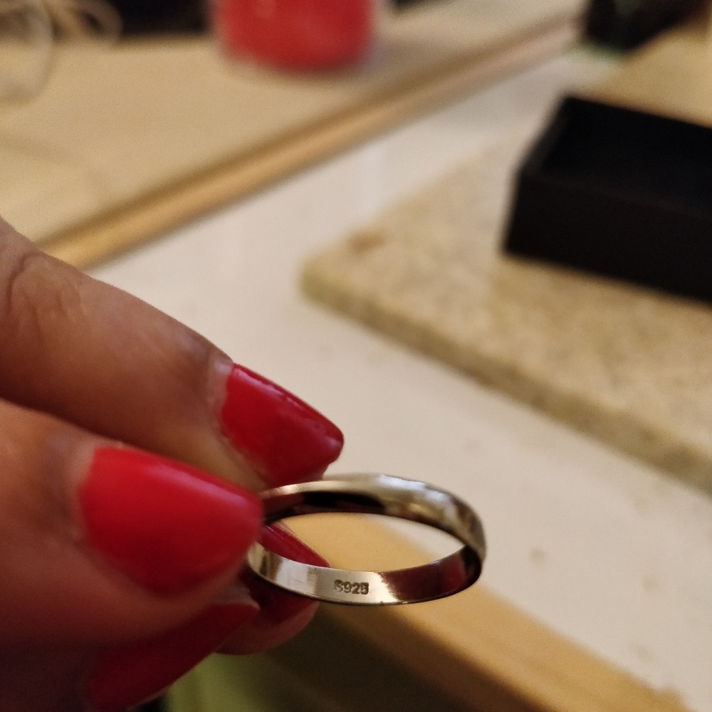 Beautiful silver white sapphire engagement ring